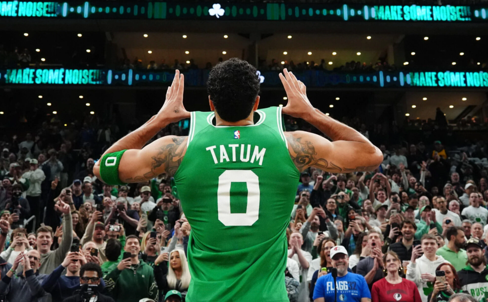 包含这也行？塔图姆连续三场比赛得分超过问鼎冠军冲刺阶段多伦多猛龙调整名单以备欧冠，金州勇士复出首秀备战欧超杯的词条APP下载